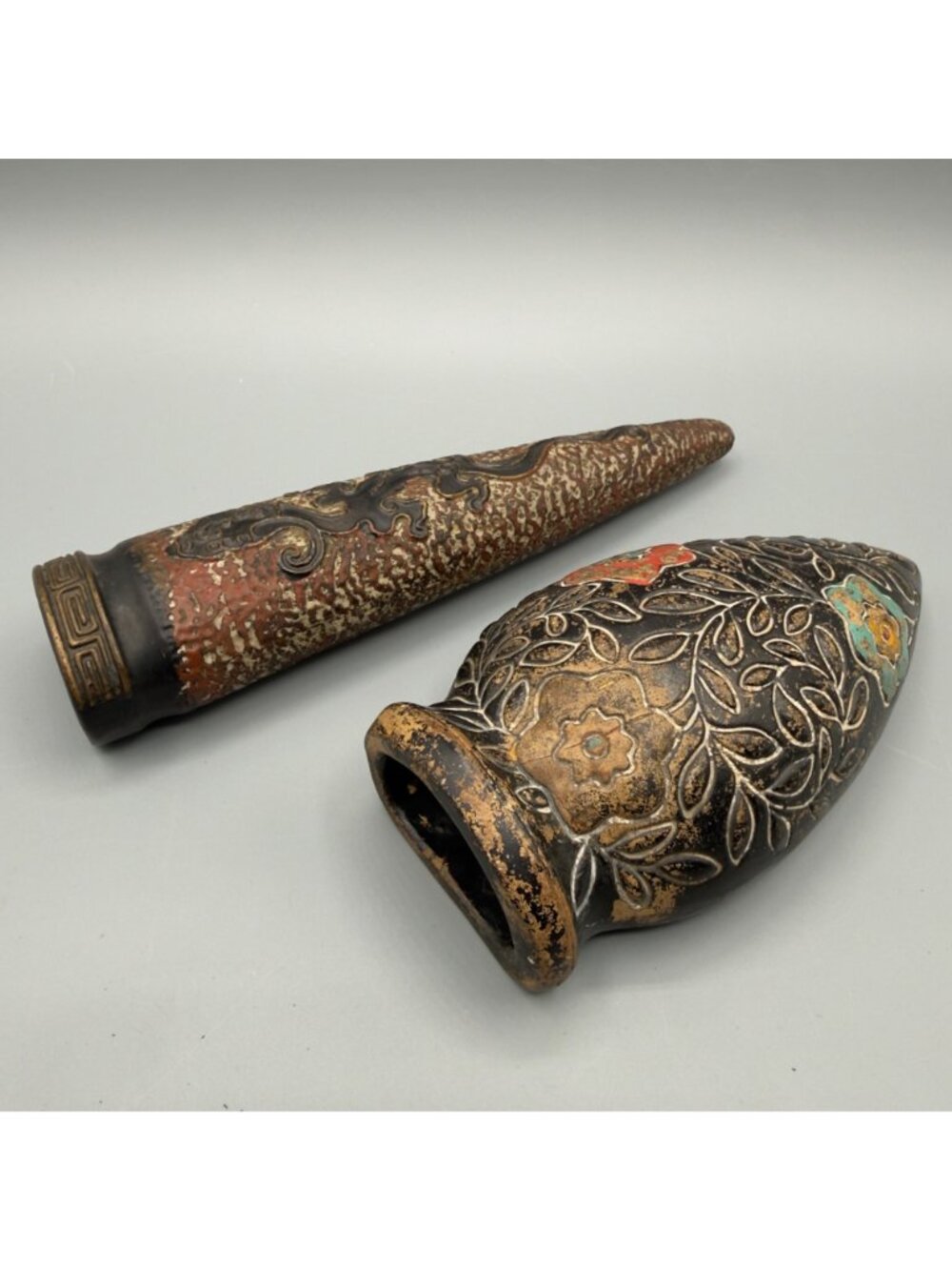 2 Vintage Tokanabe Japanese Pottery Wall Pocket Vase Black Dragon Floral Pair - Picture 7 of 8